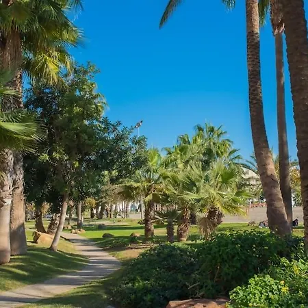 Bonito Estudio A Pie De Playa * Benalmadena
